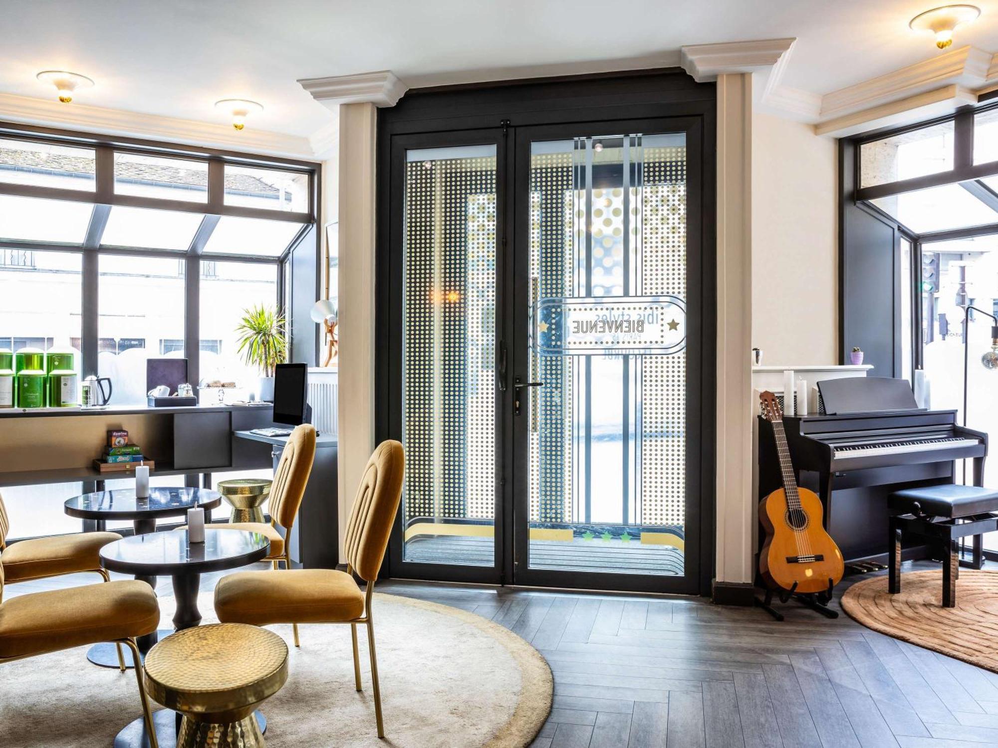 Hotel Ibis Styles Paris 15 Lecourbe Exterior foto